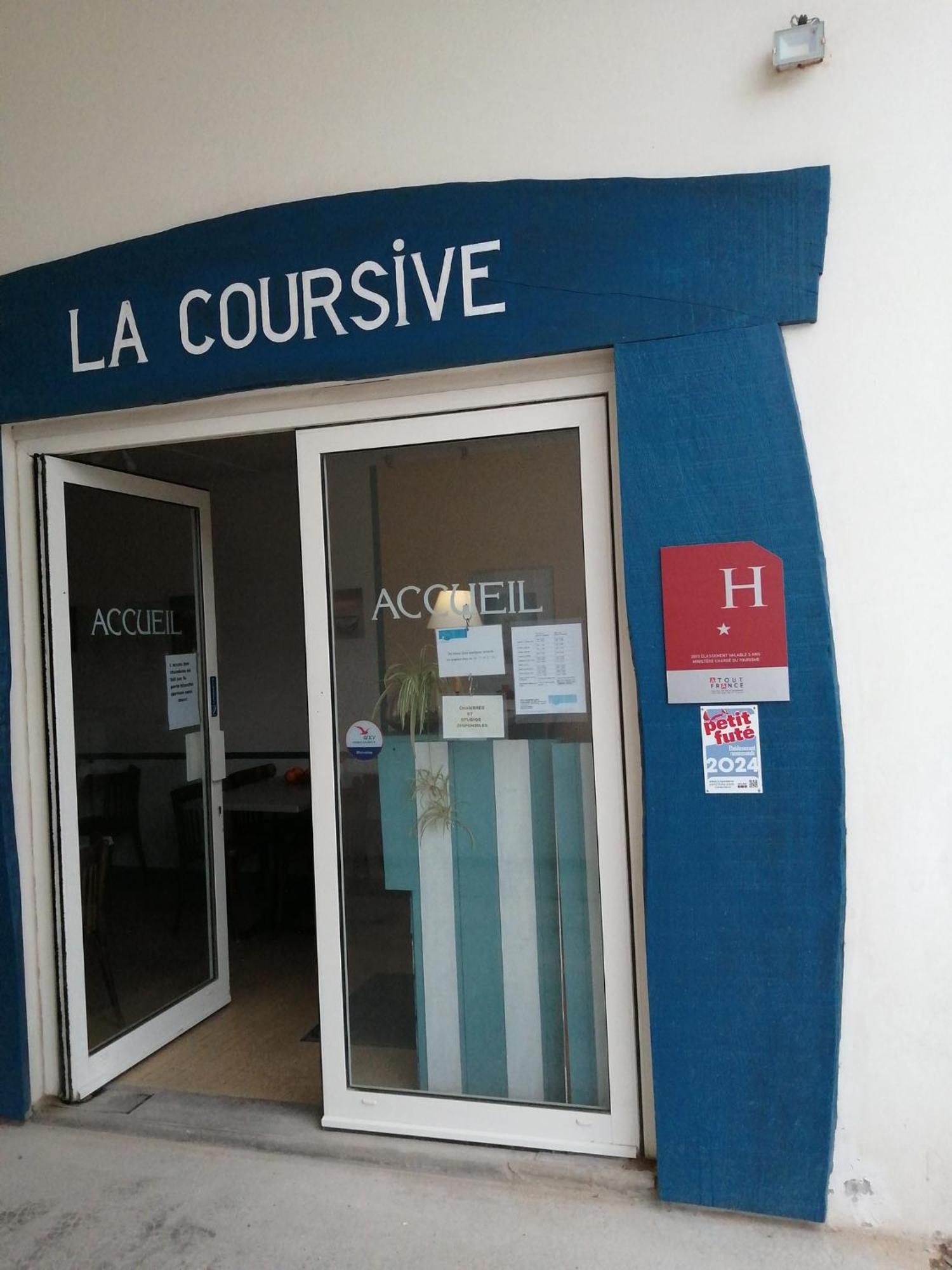 Hotel La Coursive La Cotiniere Bagian luar foto